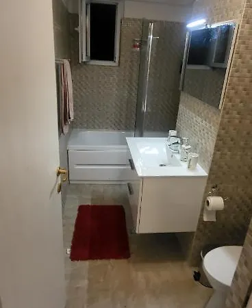 Etaj 4 Fără Lift. Garsoniera Moderna, Bloc Nou *