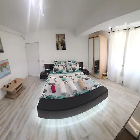 28 Constantin Brancoveanu, Craiovita, Self Check-in 公寓