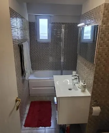 Etaj 4 Fără Lift. Garsoniera Moderna, Bloc Nou Apartament Craiova