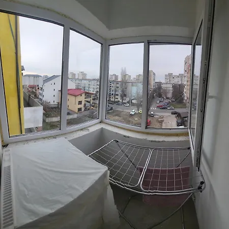 Etaj 4 Fără Lift. Garsoniera Moderna, Bloc Nou *