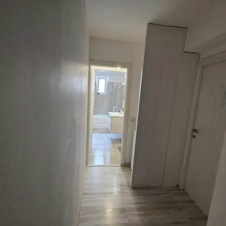 公寓 28 Constantin Brancoveanu, Craiovita, Self Check-in 克拉奥华