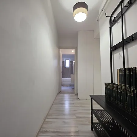 28 Constantin Brancoveanu, Craiovita, Self Check-in Appartement *