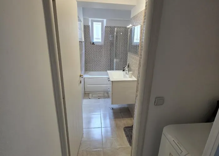 公寓 28 Constantin Brancoveanu, Craiovita, Self Check-in *