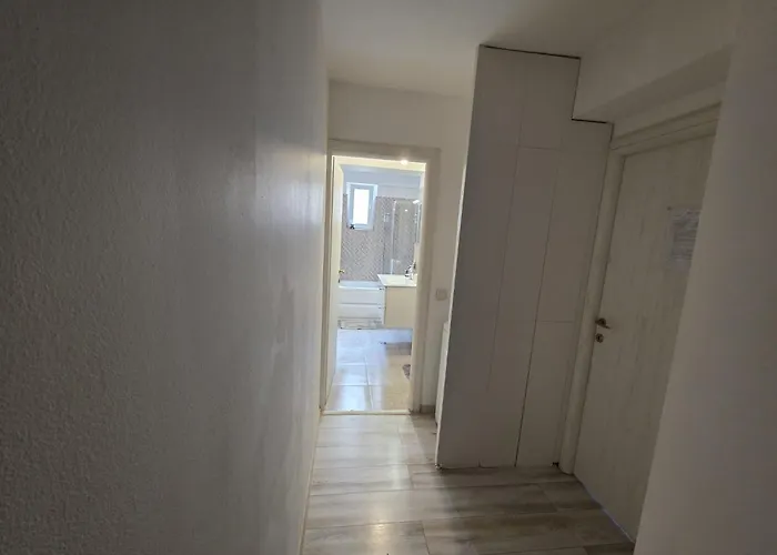 公寓 28 Constantin Brancoveanu, Craiovita, Self Check-in 克拉奥华